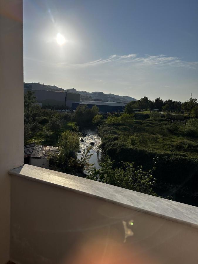 Sunny Riverside Tirana'S Oasis - Breakfast & Dinner Buitenkant foto